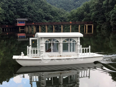 河南白云山欧式画舫船