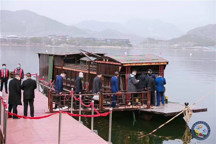 北京雁鸣湖16米嘉兴红船